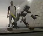 vidéo clip mint royale singin in the rain poubelle break dancing