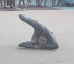 vidéo gymnaste souple souplesse caoutchouc