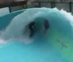 vidéo surf piscine vague rouleu artificiel