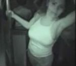 vidéo lap dance gogo danseuse danse femme tombe chute