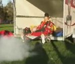 vidéo rocket bird super héros finlandais avec des moteurs réacteur aux pieds sky diving dive