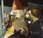 vidéo pere noel arrestation policier drogue