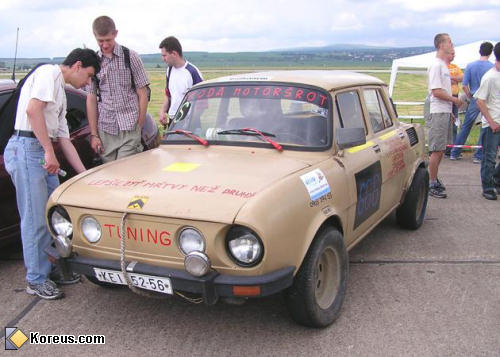 photo tuning voiture skoda motorsrot sport décoration humour insolite