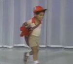 vidéo tiger wood enfant golf plateau télé swing 2 ans