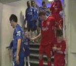 vidéo steven gerrard owned enfant poigné de main football