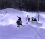 vidéo accident moto neige saut bosse public