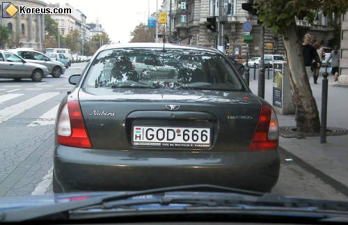 photo god 666 pancarte tshirt plaque immatriculation humour insolite