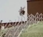 vidéo chris farmer rampe escalier roller grind equilibre