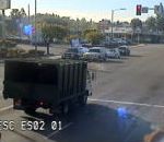 vidéo feu rouge accident collision moto voiture