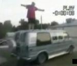 vidéo saut toit voiture gamelle maladroit