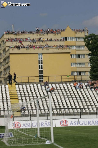 photo stade foot place pas chere immeuble humour insolite