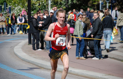 photo coureur short caca humour insolite