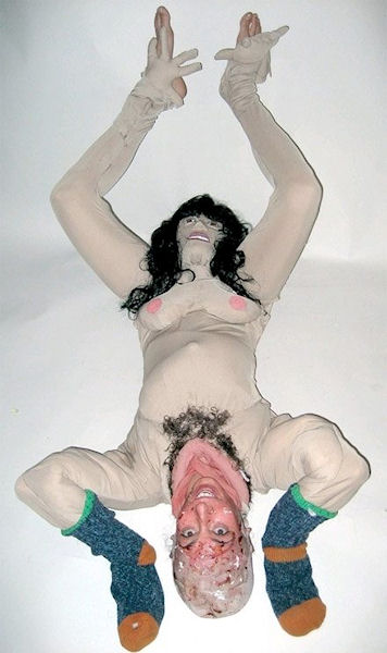 photo humour insolite déguisement femme accouchement