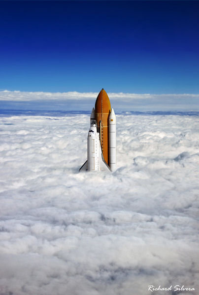 insolite navette nuage spatiale