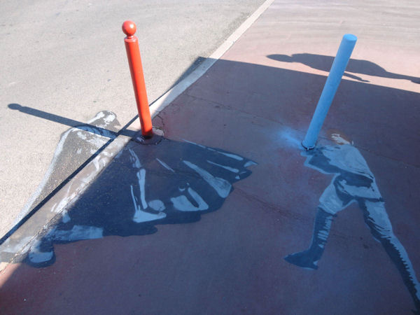 insolite dessin poteau sol star wars