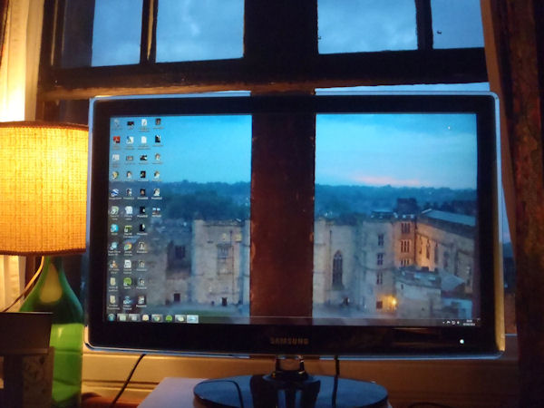 insolite ecran fenetre fond