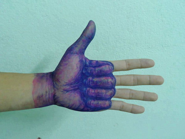 insolite dessin main