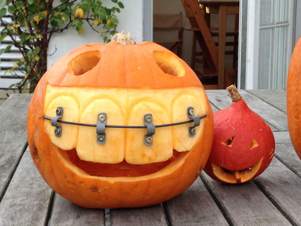 insolite appareil citrouille dentaire halloween