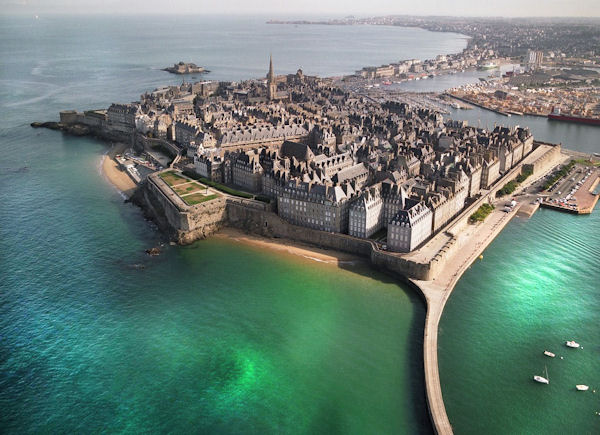 insolite rempart saint-malo
