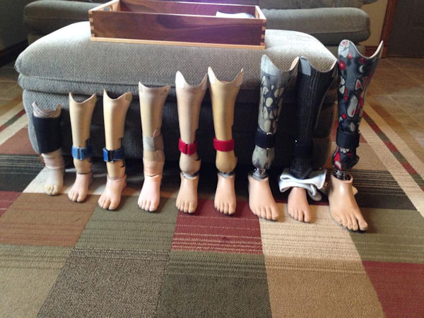 insolite jambe prothese taille