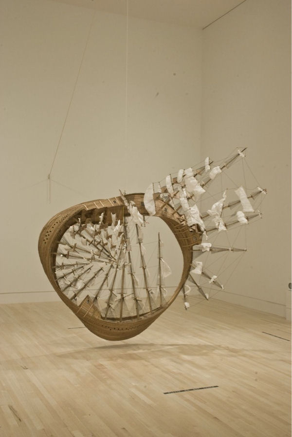 insolite bateau maquette mobius ruban