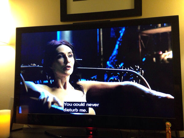 insolite game sein sous-titre thrones