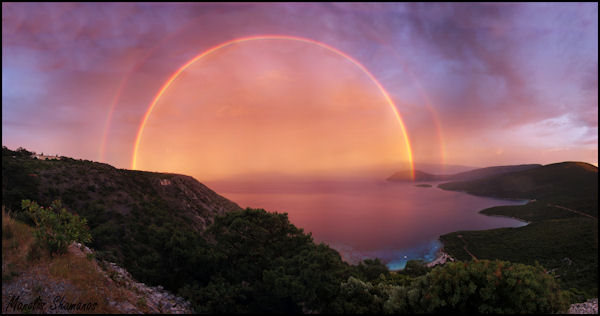 insolite arc-en-ciel coucher soleil