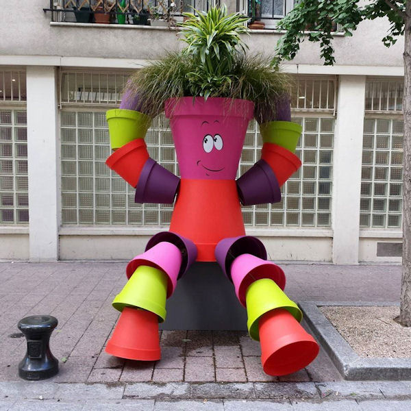 insolite bonhomme fleur pot