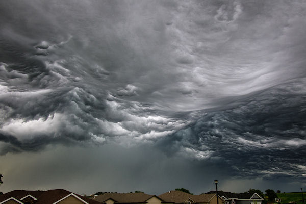 insolite asperatus nuage