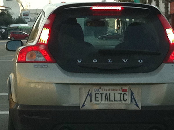 insolite immatriculation metallica plaque