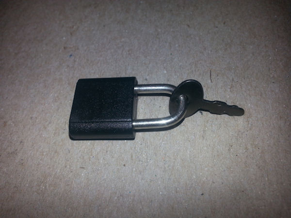 insolite cadenas clef
