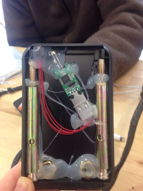 insolite arnaque disque dur interieur