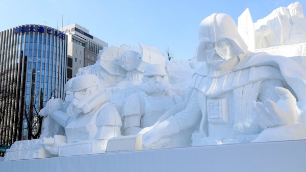 insolite dark neige sculpture star vador wars