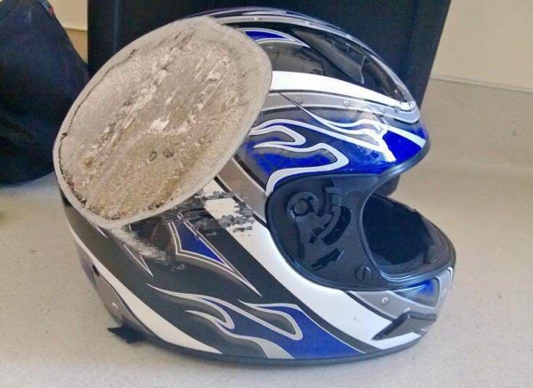 insolite casque moto