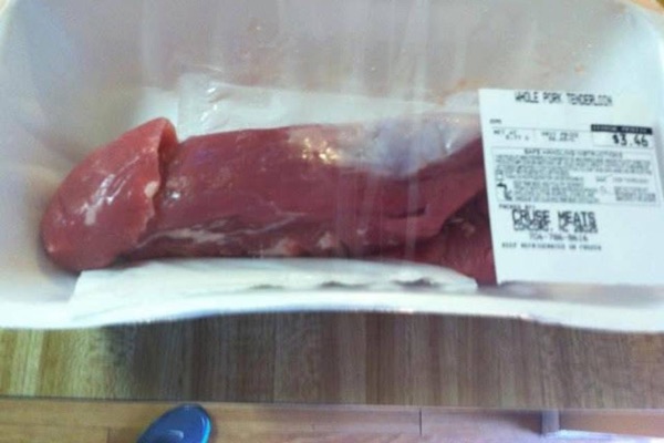 insolite emballage penis supermarche viande