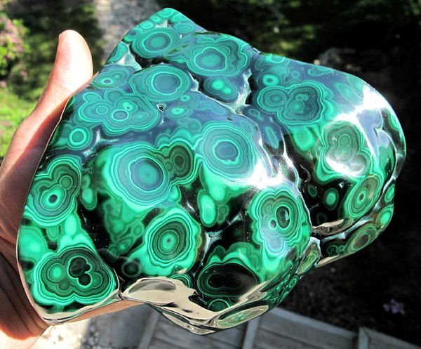 insolite malachite mineral pierre