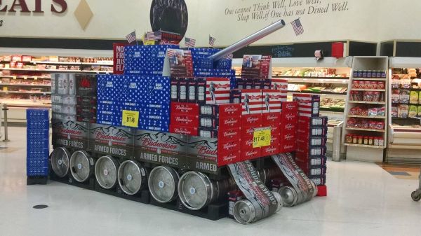 insolite biere caisse char combat fut tank