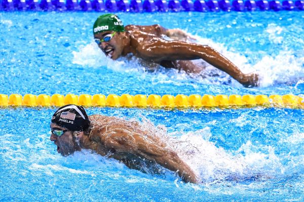 insolite 2016 clos jo nageur natation phelps