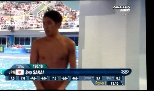 insolite 2016 chaud froid japon jo nageur