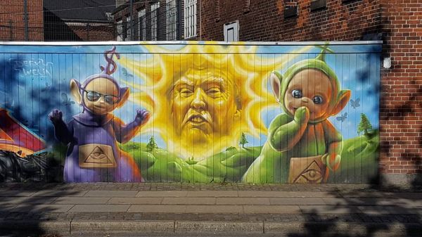 insolite art donald graffiti street teletubbies trump