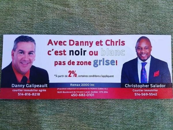 insolite blanc homme noir pub