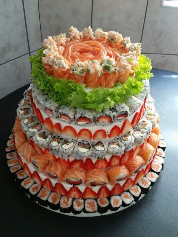 insolite gateau japonais maki sashimi sushi