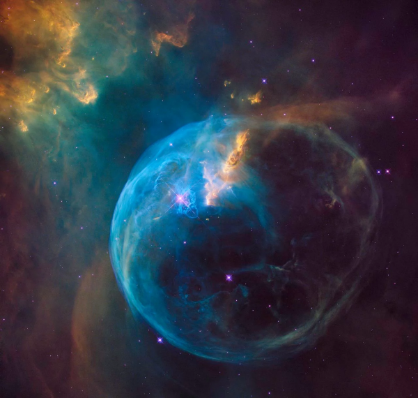 insolite bulle hubble nebuleuse telescope