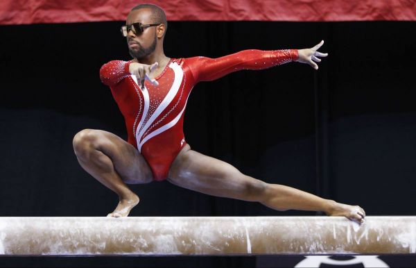 insolite detournement gims gym gymnastique maitre poutre