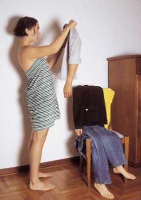 trucage insolite vetement membres bras jambe