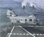 atterrissage porte-avions Atterrissage catastophe d'un hélicoptère de la Navy
