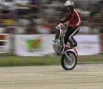 moto roue Stunt Riding