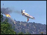 avion crash Explosion d'un canadair en vol