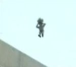 parachute saut immeuble Saut du toit d'un immeuble