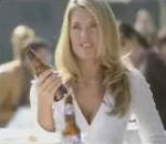 femme biere alcool Pub Miller Light (Combat de femmes)